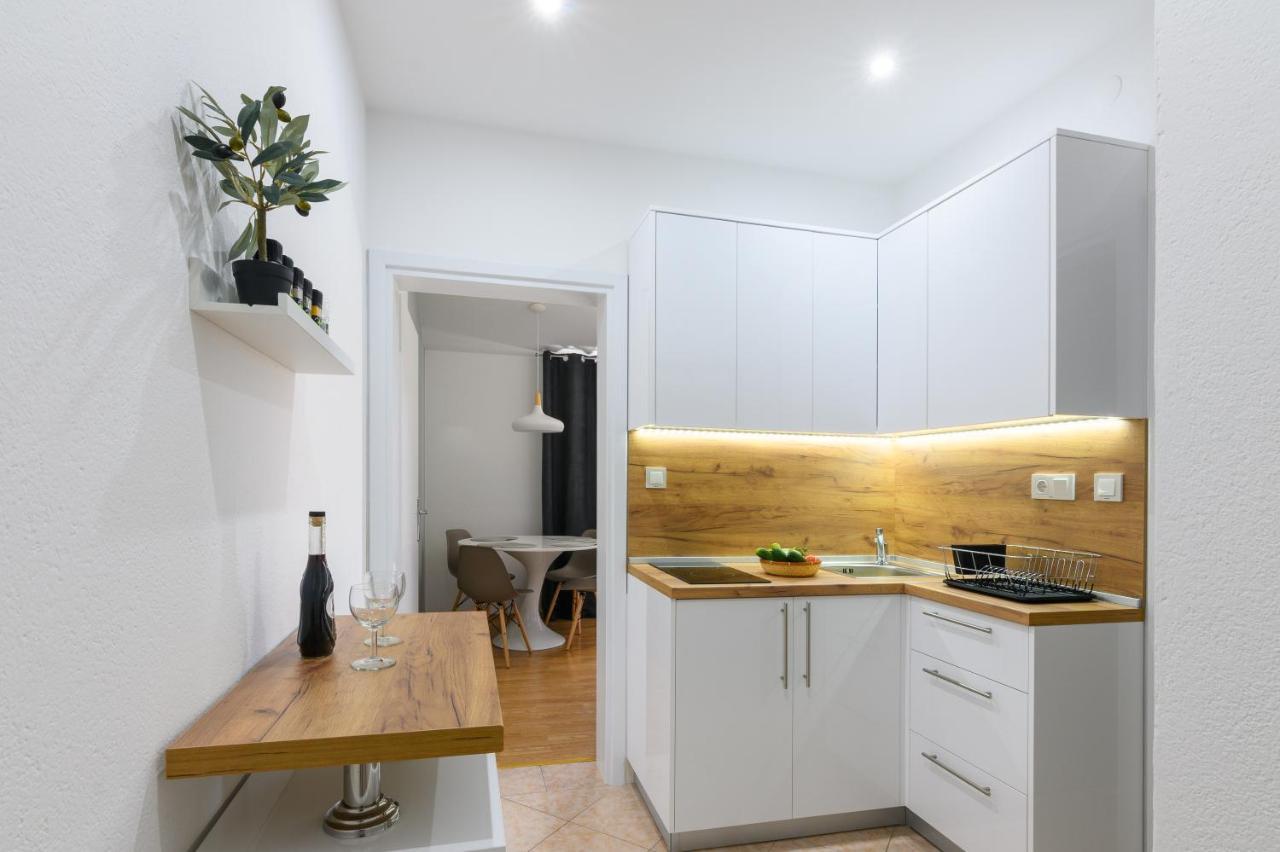 Apartments Blatancic Водице Экстерьер фото